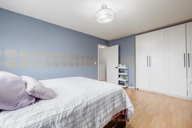 Additional image 16 of 77 Warwick Castle Crt