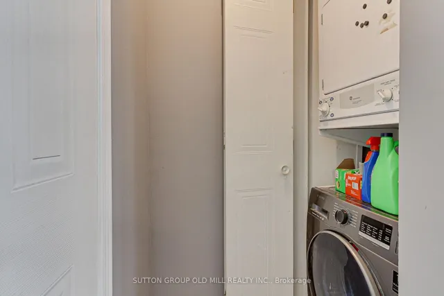 Additional image 25 of 760 Lawrence Ave Unit 167