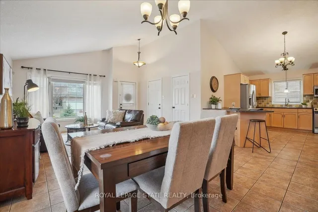 Additional image 2 of 32 Sonoma Lane