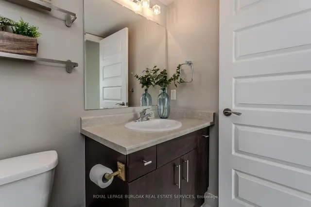 Additional image 24 of 215 Queen St Unit 602