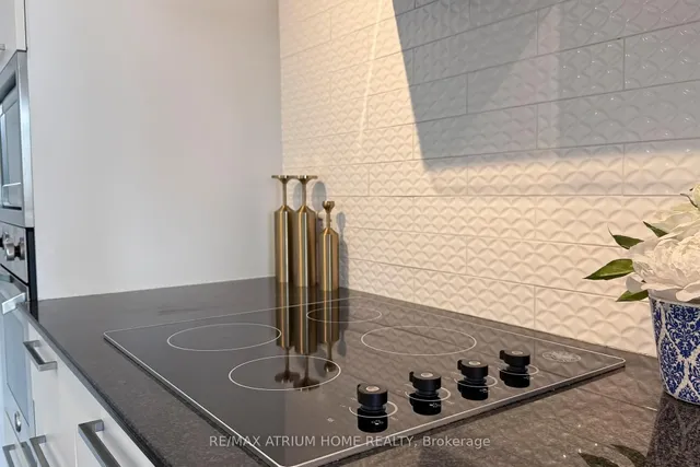 Additional image 18 of 14 York St Unit 6207