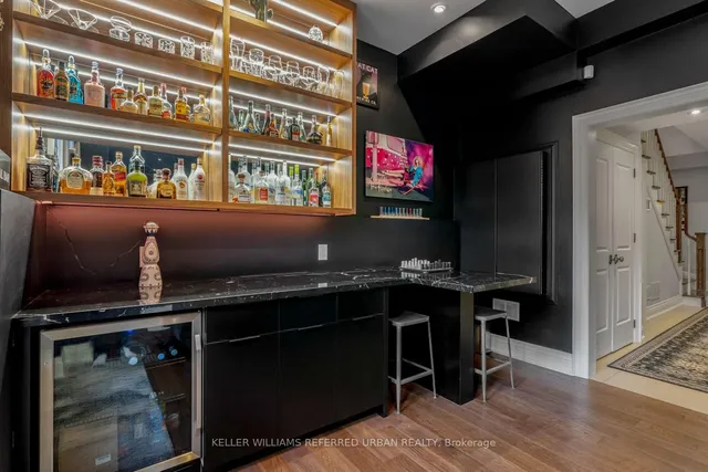 Additional image 34 of 100 Woburn Ave