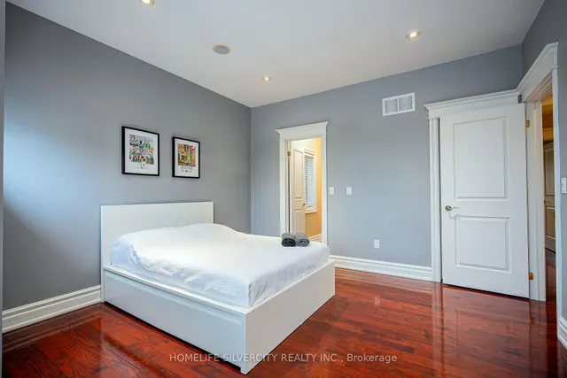 Additional image 32 of 26 Jacob Brill Cres