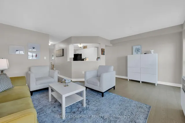 Additional image 22 of 174 Highbury Dr Unit 13