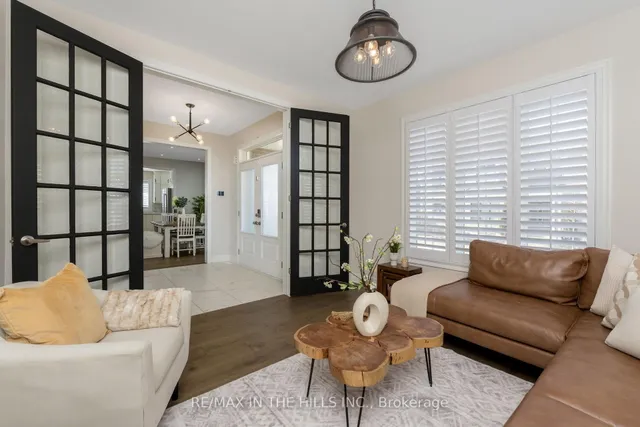 Additional image 19 of 521 Kennedy Circ