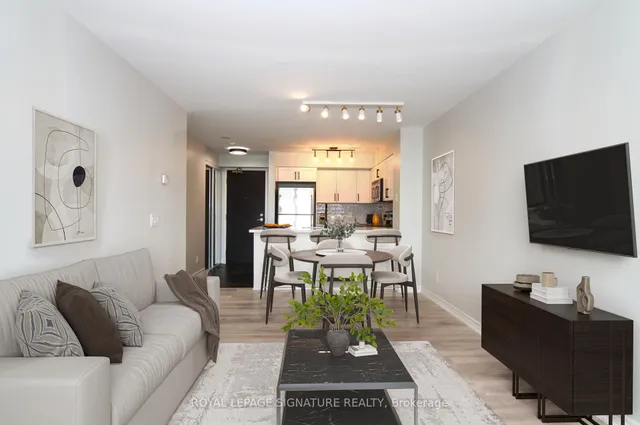 Additional image 2 of 51 Lower Simcoe St Unit 512