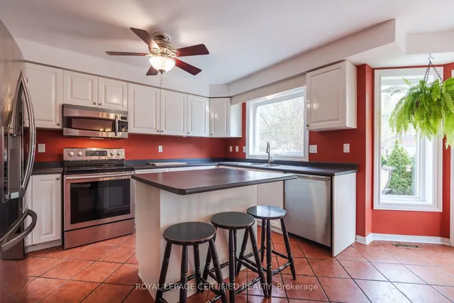 Additional image 10 of 19 Eagleridge Dr