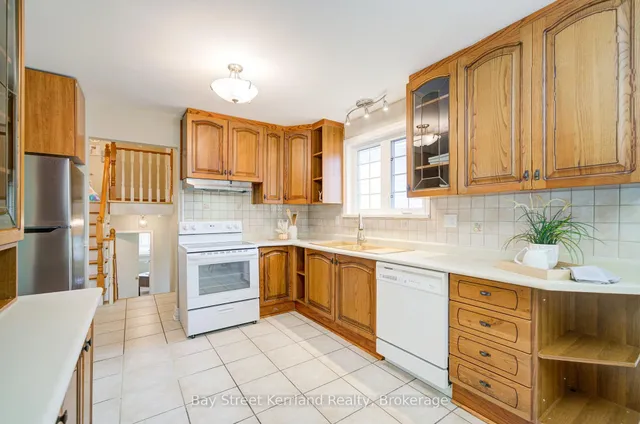 Additional image 9 of 3608 Birchmeadow Cres