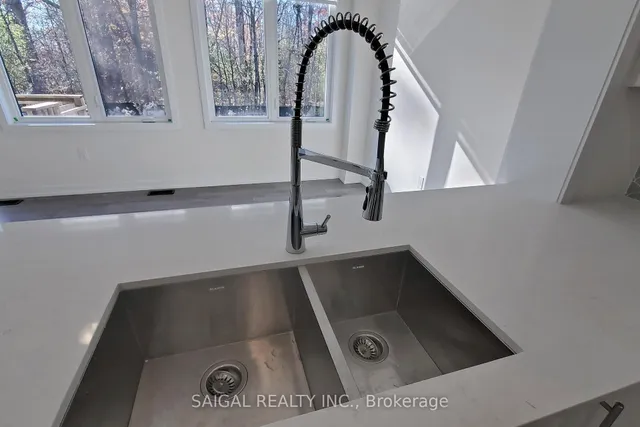 Additional image 15 of 1432 Rose Way