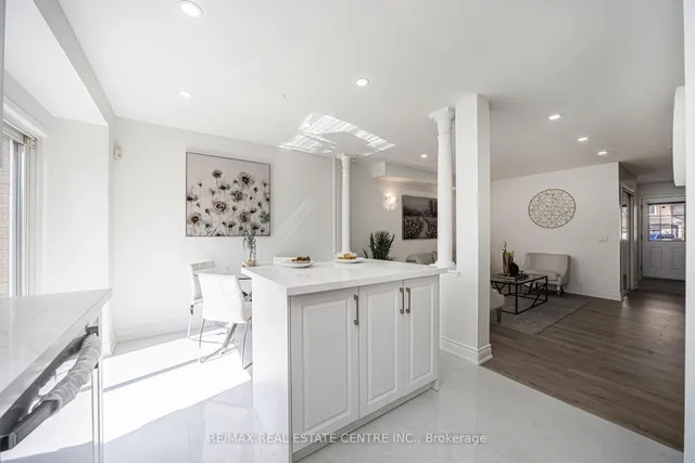 Additional image 23 of 126 Sandyshores Dr