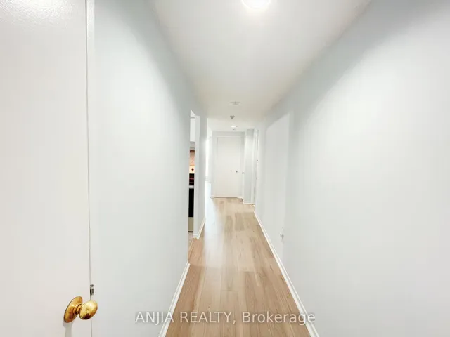 Additional image 16 of 15 Sewells Rd Unit PH3