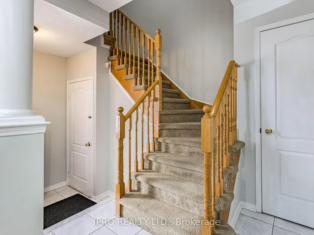 Additional image 36 of 833 Scollard Crt Unit 107