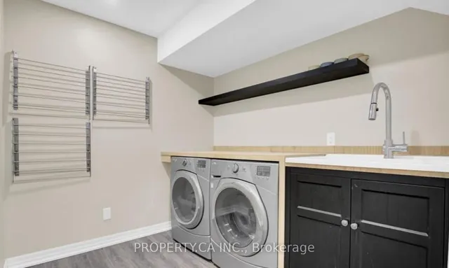 Additional image 34 of 17 Aird Crt