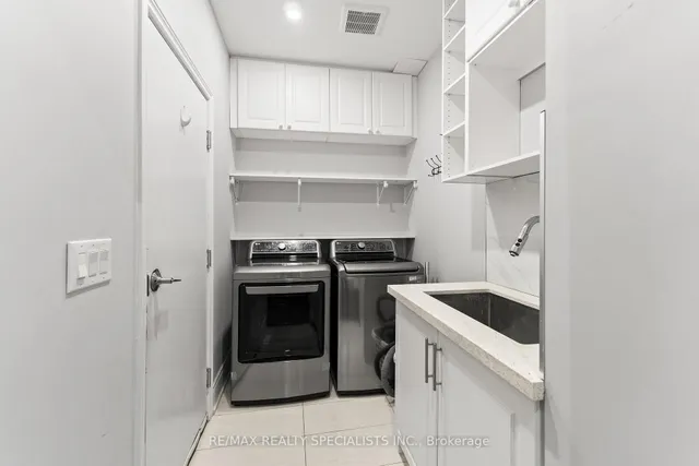 Additional image 19 of 14 Banks Dr