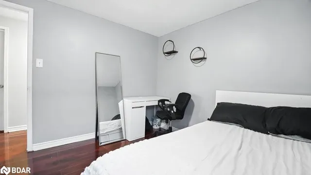 Additional image 18 of 599 Ashprior Ave