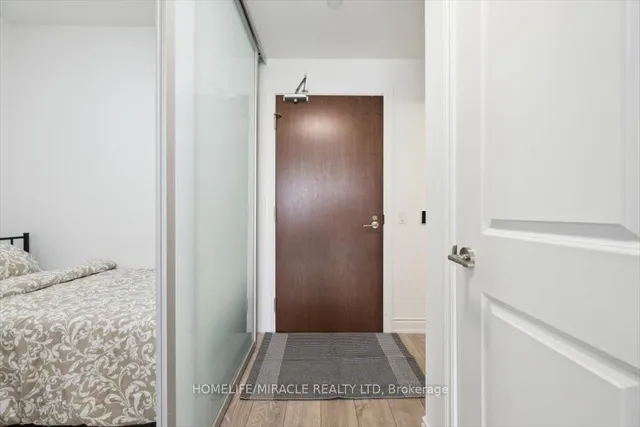 Additional image 5 of 1050 Main St Unit 819