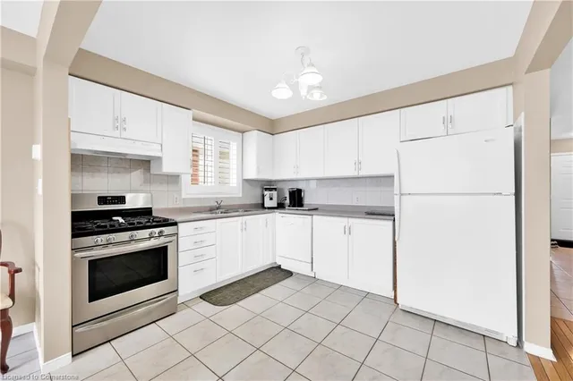 Additional image 7 of 21 Holyoake Dr