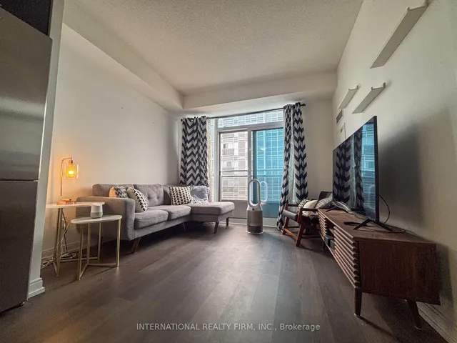 Additional image 6 of 255 Village Green Sq Unit 3104