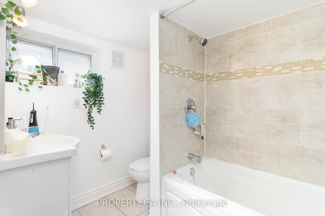 Additional image 18 of 69 Jasper Ave