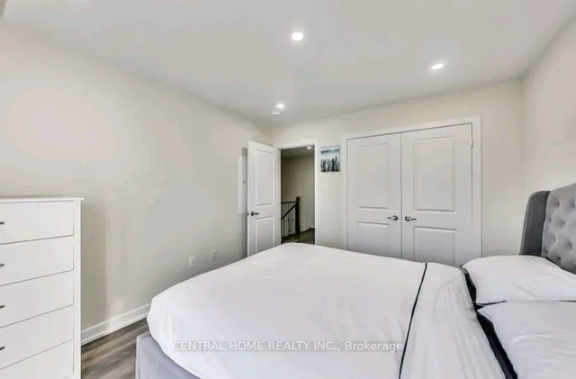 Additional image 9 of 2355 Sheppard Ave Unit 241