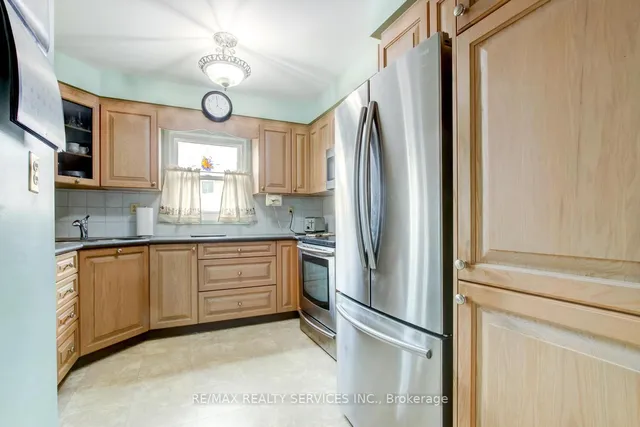 Additional image 18 of 32 Helios Pl