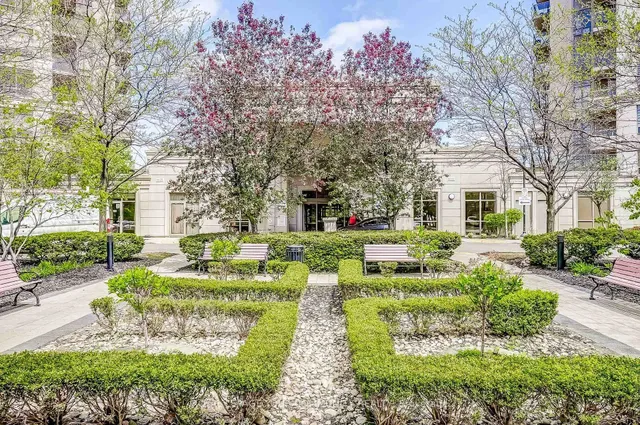 Additional image 2 of 700 Humberwood Blvd Unit 2122