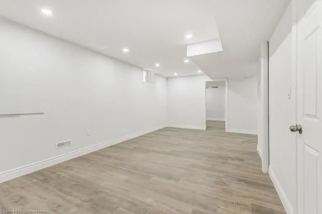 Additional image 37 of 36 Mapleshade Dr