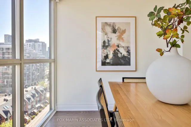 Additional image 17 of 701 King St Unit 1013