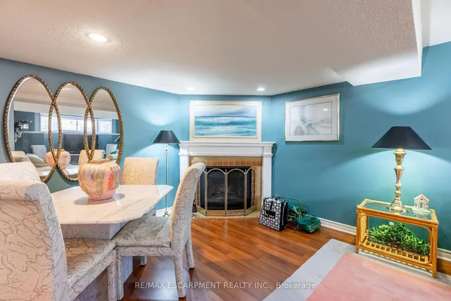 Additional image 35 of 1508 UPPER MIDDLE Rd Unit 6