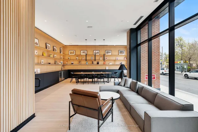 Additional image 34 of 2720 Dundas St Unit 606