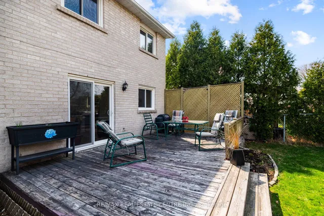 Additional image 30 of 53 Martindale Cres