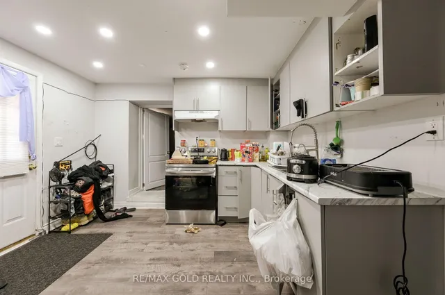 Additional image 43 of 9664 Guelph Line