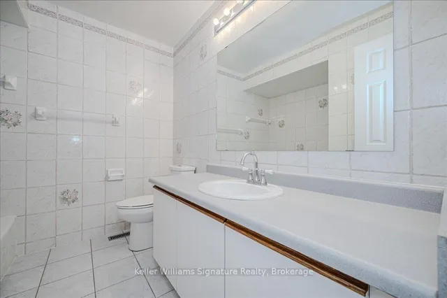 Additional image 16 of 2055 Walkers Line Unit 105