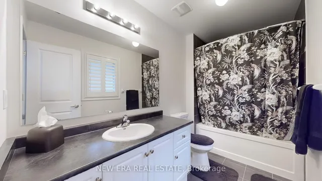 Additional image 30 of 22 Wasaga Rd