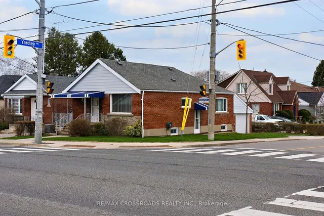 Additional image 4 of 1310 Victoria Park Ave