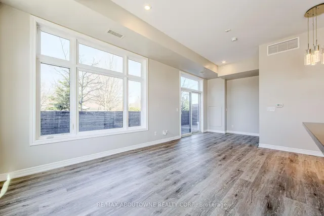 Additional image 11 of 457 Plains Rd Unit 109