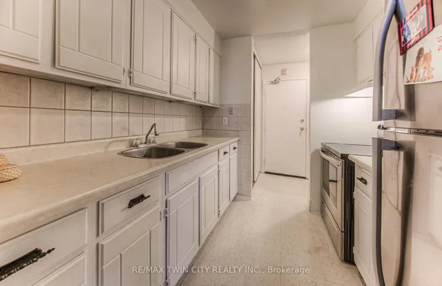 Additional image 9 of 185 Kehl St Unit 214