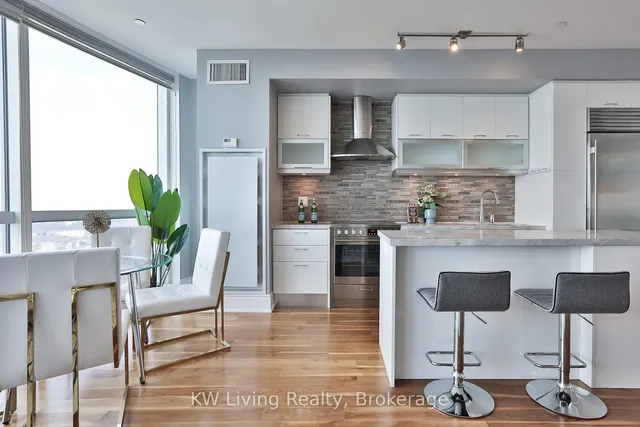 Additional image 8 of 388 Yonge St Unit 7514