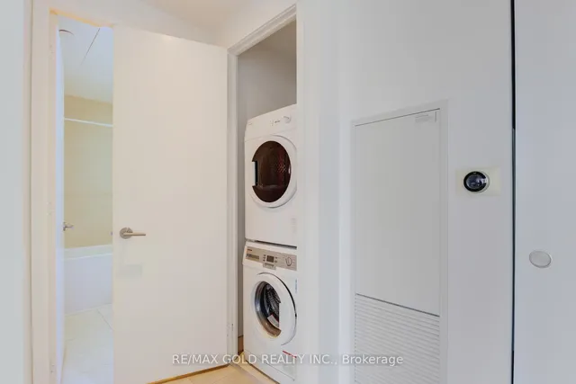 Additional image 17 of 185 Roehampton Ave Unit 3205