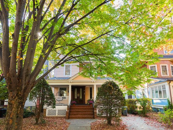 50 Wellington Ct, Brooklyn, NY 11230