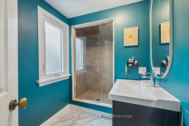 Additional image 12 of 1032 King Rd