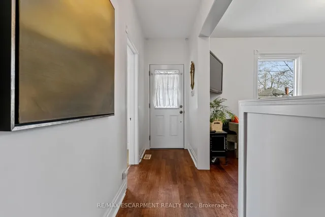 Additional image 5 of 245 Hillcrest Ave