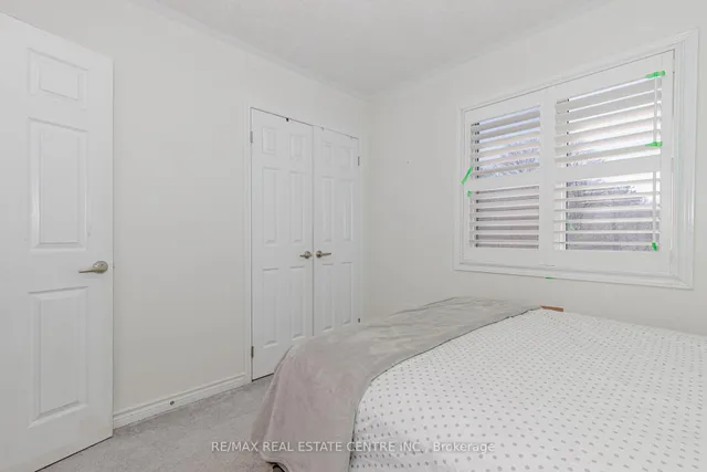 Additional image 23 of 340 Shady Glen Cres