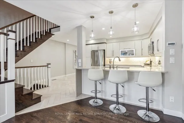 Additional image 10 of 2250 Rockingham Dr Unit 10