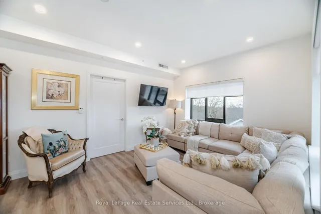 Additional image 19 of 30 Hamilton St Unit 205