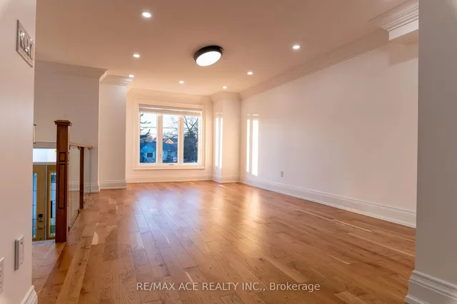 Additional image 10 of 229B Mcintosh St