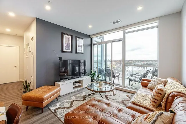 Additional image 38 of 1328 Birchmount Rd Unit Ph01