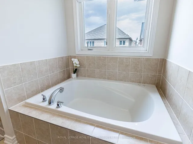 Additional image 25 of 22 Riseborough Dr