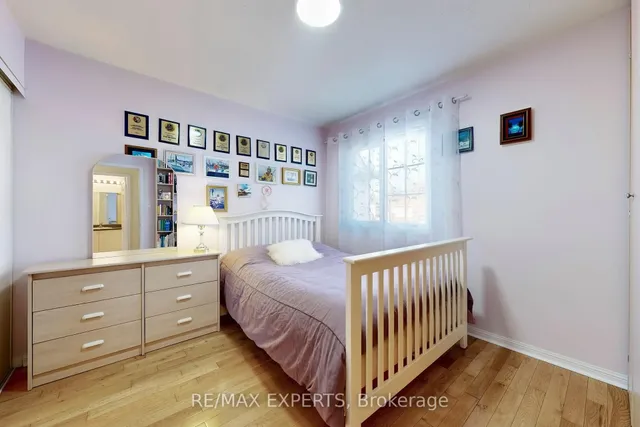 Additional image 35 of 84 Piperbrook Cres