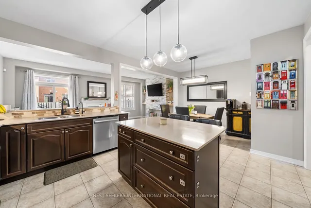 Additional image 8 of 48 Whitmer St